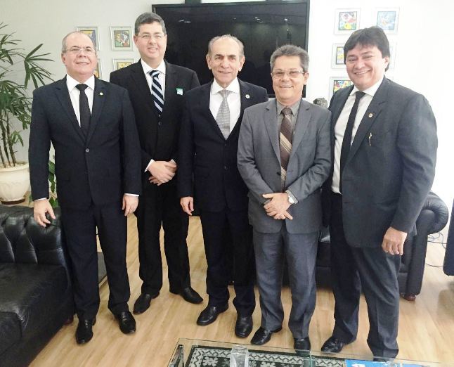 COM-DIRETORES-DO-HOSPITAL-ALDENORA-BELLO