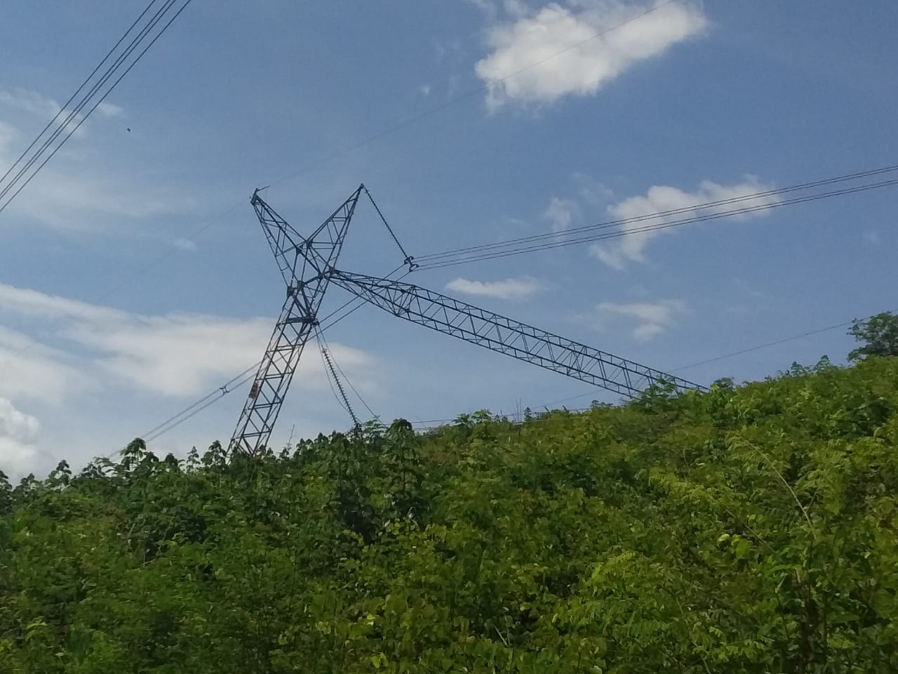 Índios derrubam nova torre de energia na Reserva Cana Brava no MA, Maranhão